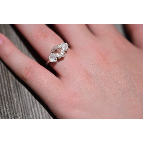 Unique Engagement Ring, Diamond Ring, raw stone ring, Anniversary Ring, … - Picture 2 of 3